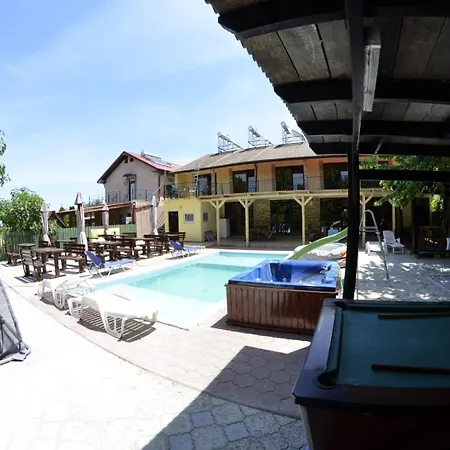 Casa Opera Guest house *