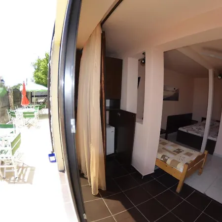 Guest house Casa Opera Costinesti