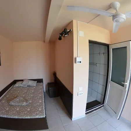 Casa Opera Guest house *